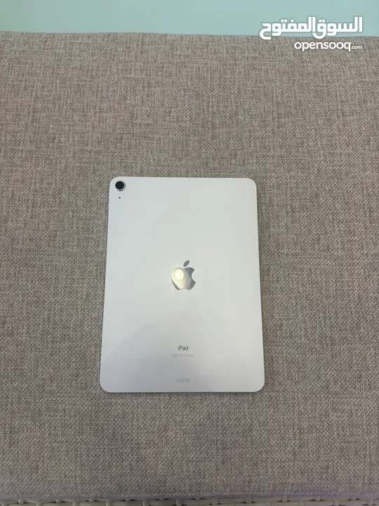 Neatly used iPad Air 4th generation 64gb