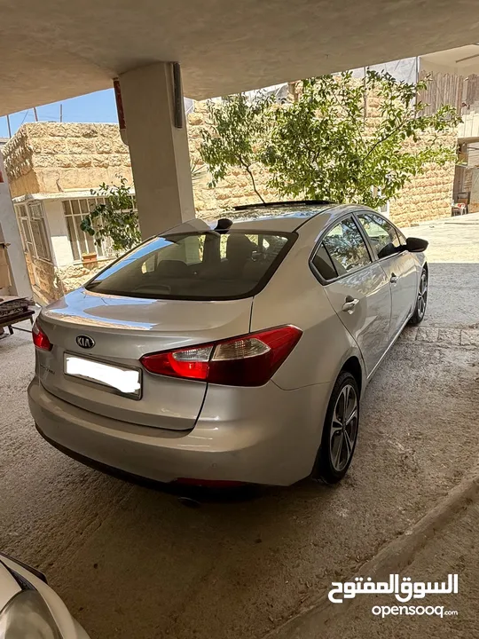 كيا سيراتو  k3 موديل 2015 فل الفل اضافات نخب