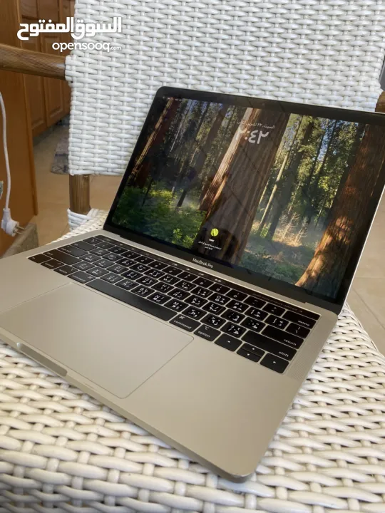 ماك بوك برو 2019 شاشة 13.3 انش مستعمل اخو الجديد رام 8 هاردسك 128 بسعر حرق في شحوط ع ضهر الجهاز