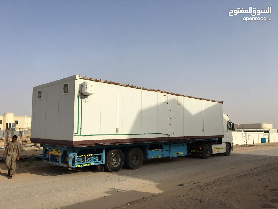 نقل المواد بالشاحنات الثقيله داخل وخارج الدوله
