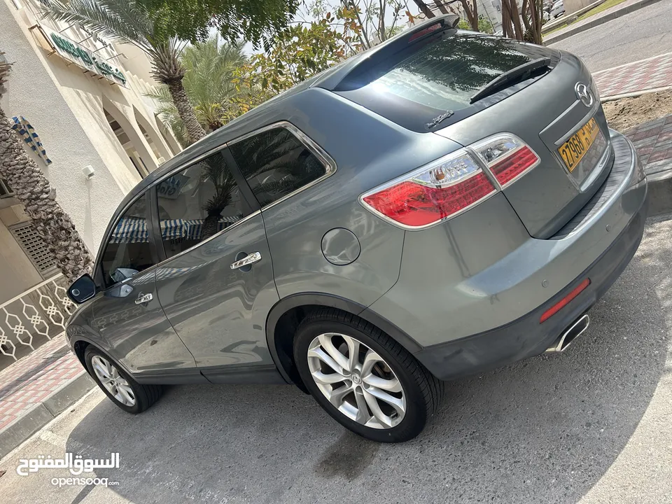 Mazda CX-9 2011 AWD expat driven and very well maintained!