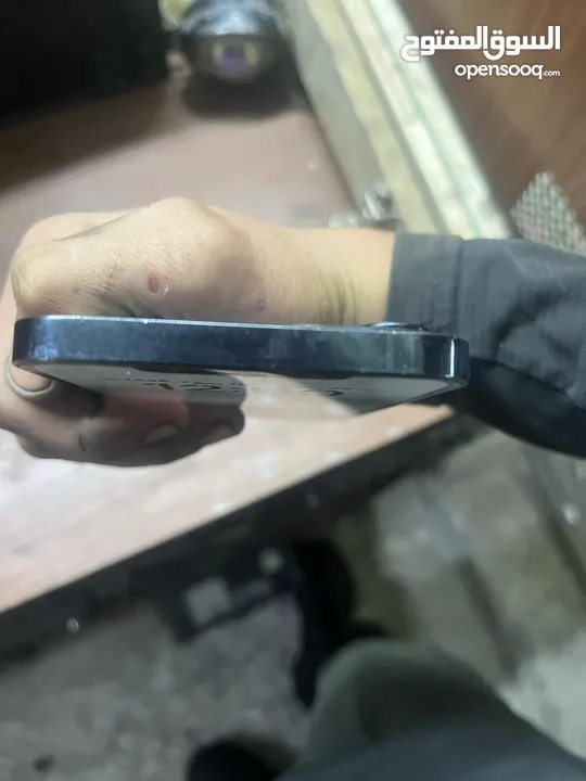 أيفون 12برو ماكس مستعمل بحاله جيده في شخط خفيف بشاشة مش مأثر بطاريه 77 الجهاز مش مفتوح