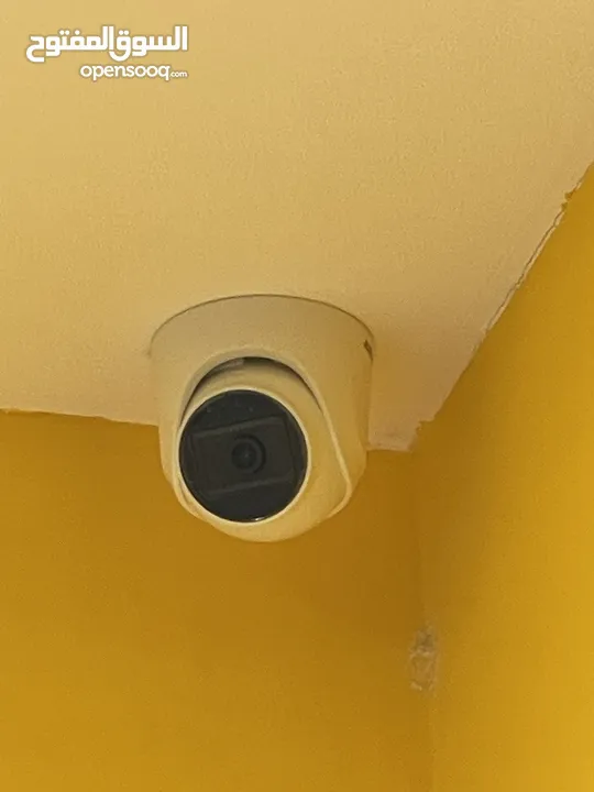 4 كاميرات مراقبة Hikvision وشاشة