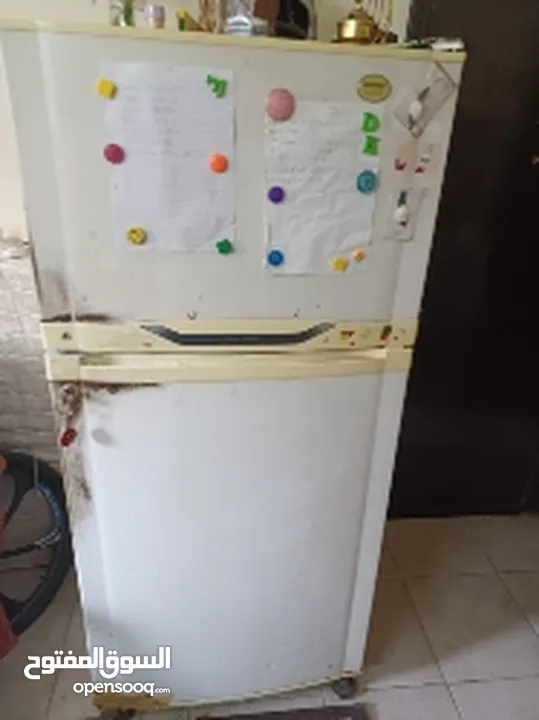goldstar fridge in good condition