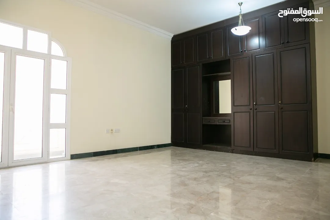 3Me37-Luxurious Spacious 5BHK Villa for rent in MQ near British School