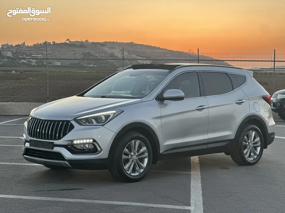 هونداي سنتفيه 2016/فتحة سقف بانوراما  4x4