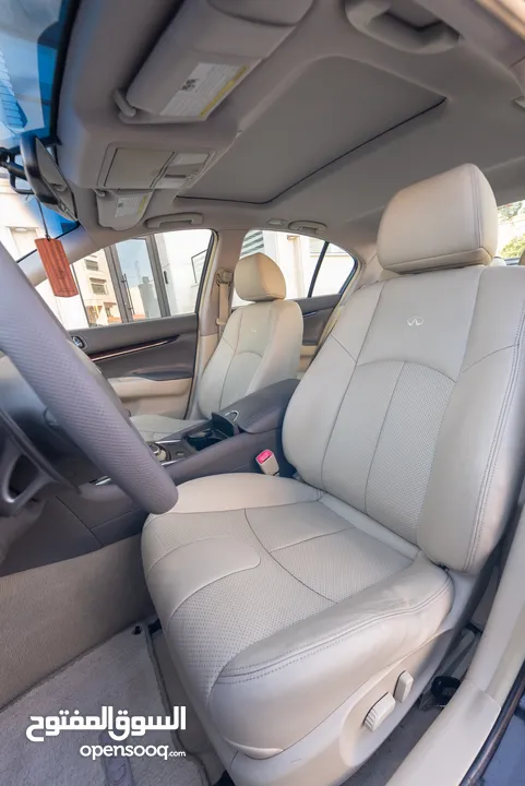 إنفينيتي G37 موديل 2012 - 4 جيد - سيارة رياضية مع محرك V6 3.7L