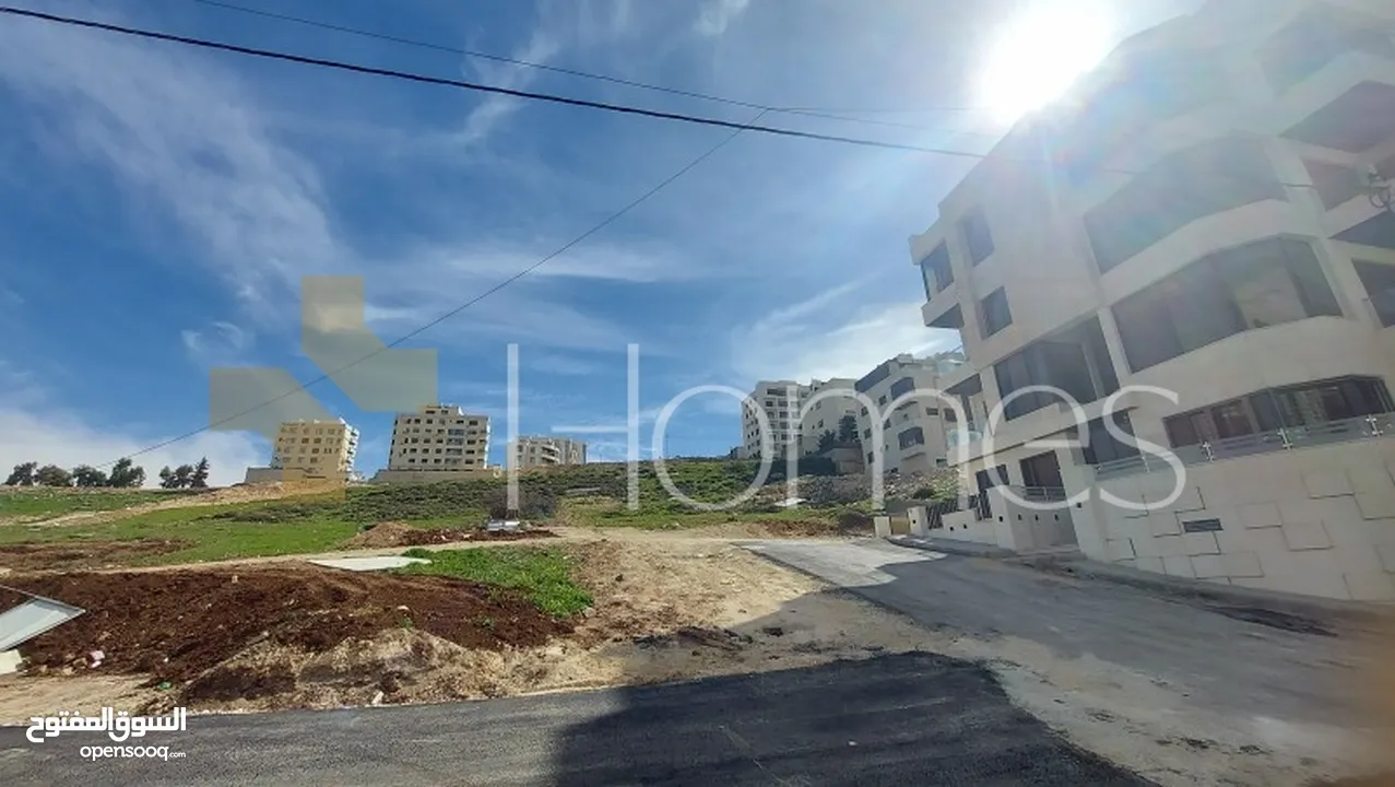 ارض لبناء اسكان على شارعين في حجار النوابلسه بمساحة 522م