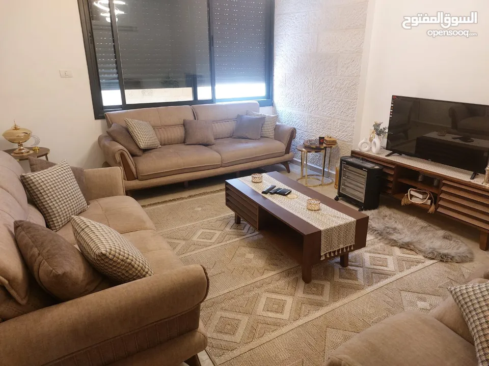 شقه مفروشه رفيديا الشارع الرئيسي