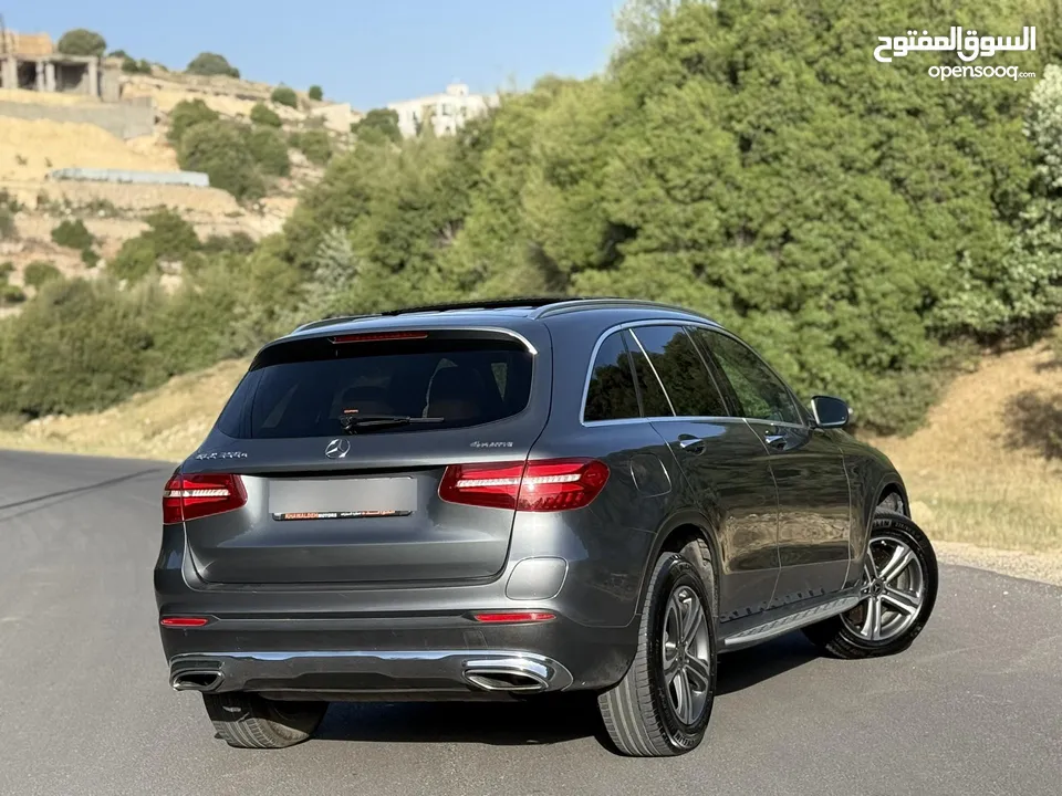 Mercedes Benz GLC 350e 2019 Hybrid PlugIn   بسعر مغري جدا فحص كامل فل كامل اعلى صنف