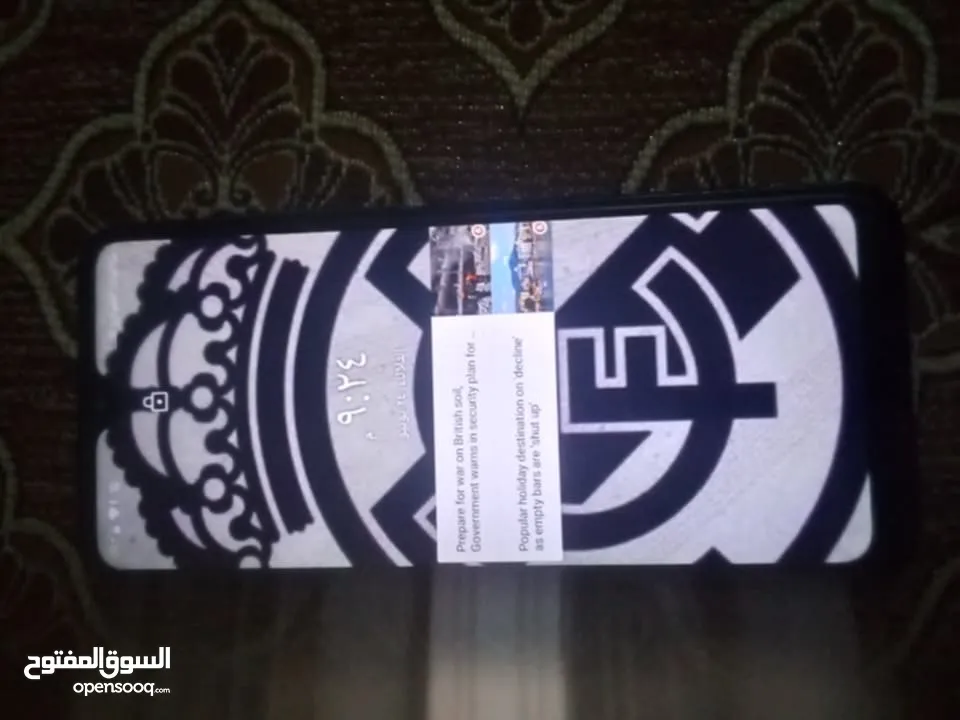 تلفون كتجل نظيف بس الباك مكسور