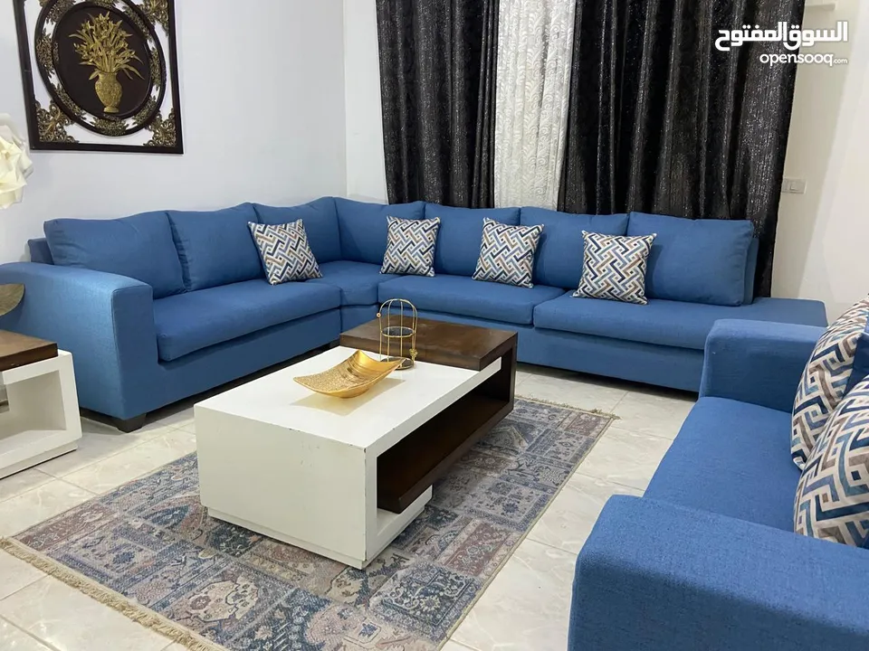أطقم كنب وكورنرات خشب سويد ثقيل جدا اسفنج دانلوب والضهر هولو طبي الارضيات كوشوك