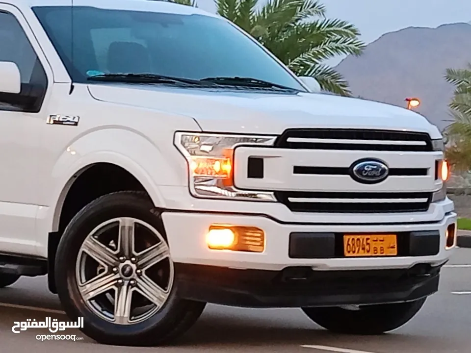 فورد لاريات 4×4 نظيفه بدون اي عيوب وبسعر ممتاز جدا