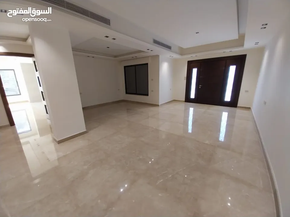 شقة شبة مفروشة للإيجار ( Property 39628 )-175063952