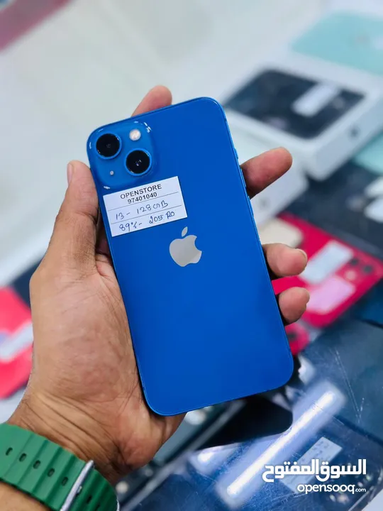 iPhone 13 -128 GB - Fabulous phone in blue colour