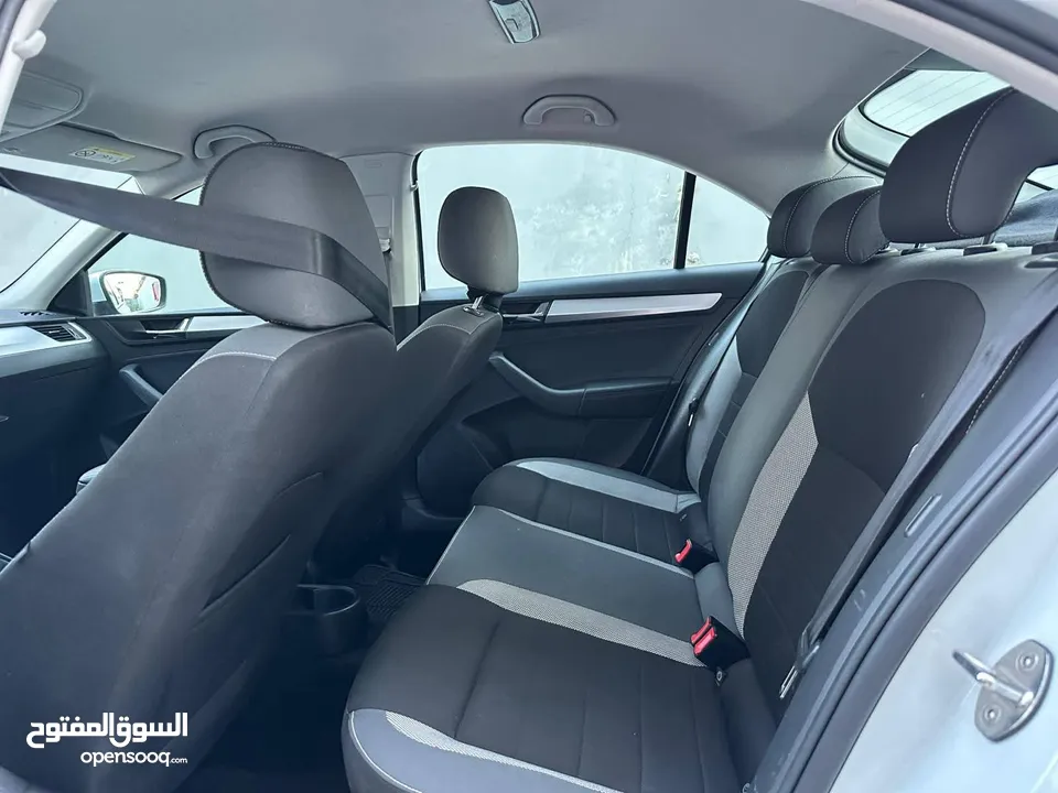 سكودا رابيد 2019 مشطوب لتواصل ع رقم الي مكتوب بالشرح فقط مش الرقم الي مسجل