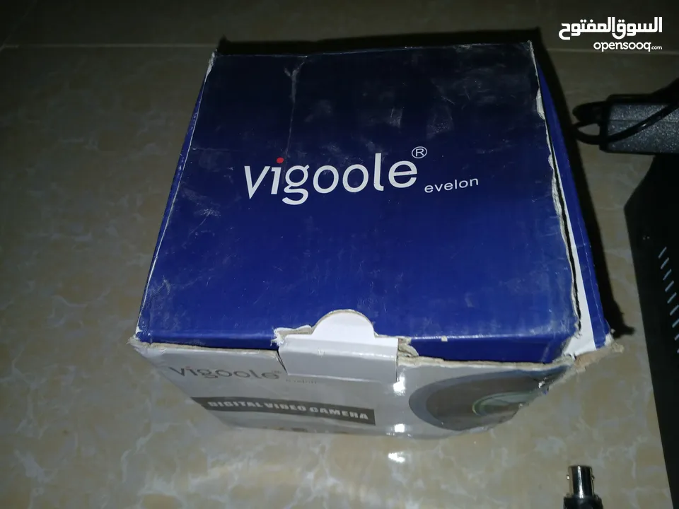 كاميرات مراقبة 2 ميجا مستعمل وحالة ممتازه ويوجد كاميرا بالكرتونه ومحولات بالكرتونه شغالات عالفحص