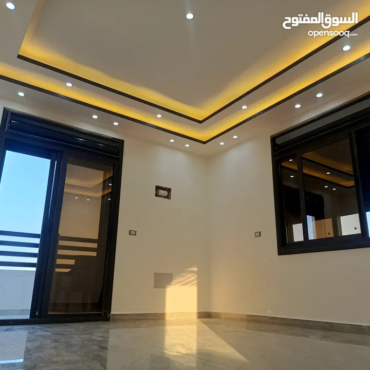 شقق للبيع في الحي الشرقي تشطيب سوبر ديلوكس