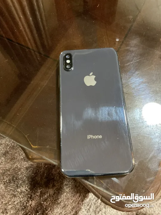iPhone X 64GB نظيف جداً بطارية 100% وشاشة جديدة  سعر مناسب وقابل للتفاوض