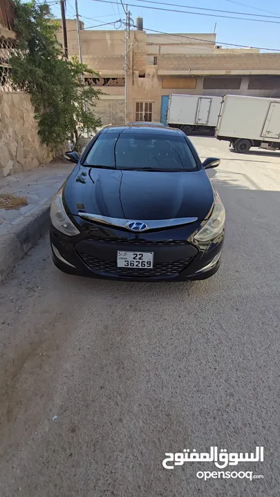 سوناتا 2011 بانوراما أمريكي فل كامل فحص كامل للبيع المستعجل بداعي السفر قابل للتفاوض بشئ بسيط