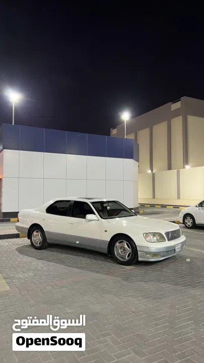 لكزس 400 للبيع