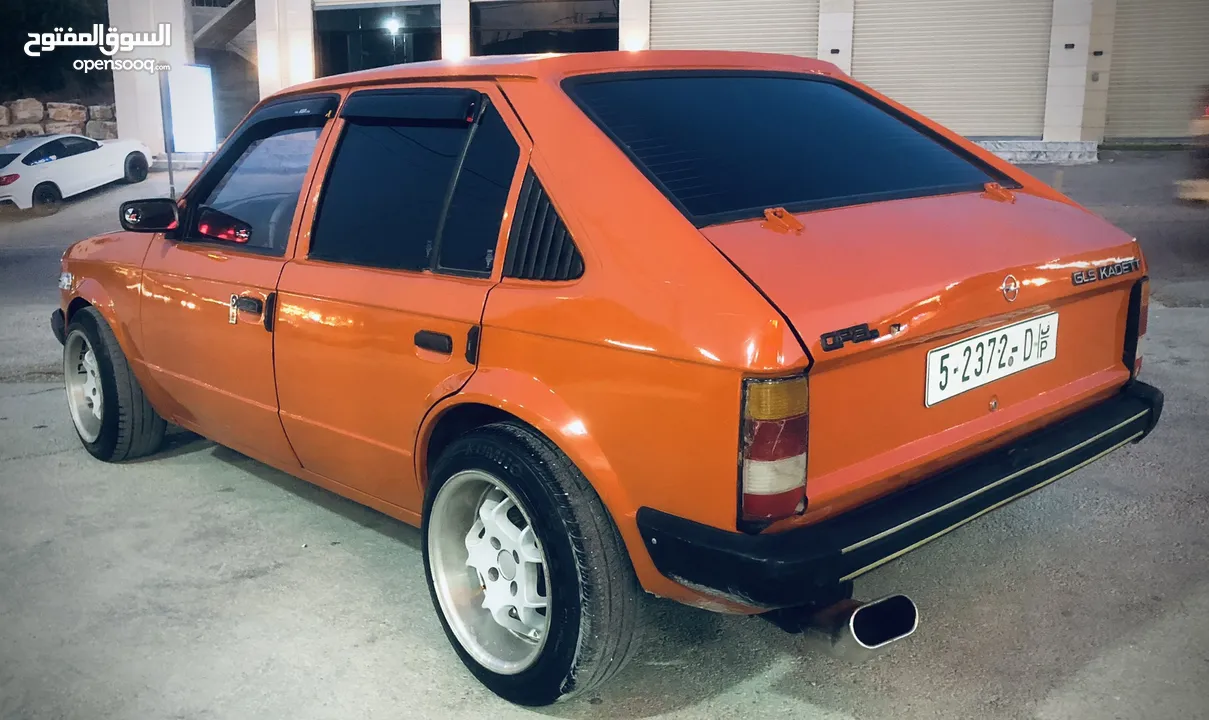 أوبل كاديت بوضع الشركة صلاة النبي