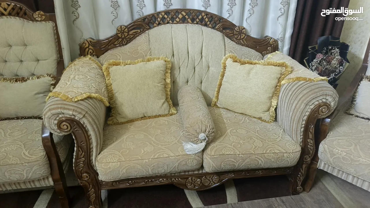 كنب للبيع في الزرقاء