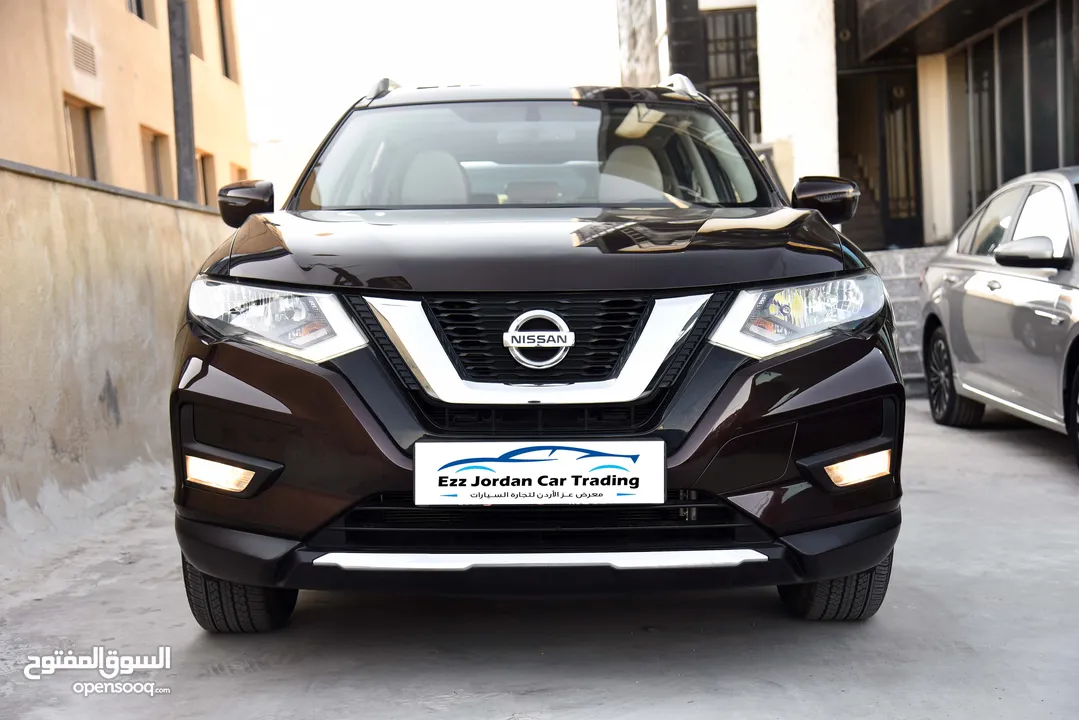 نيسان اكس تريل 7 مقاعد بحالة الزيرو Nissan X-trail 2.5 SV 4X4 2018