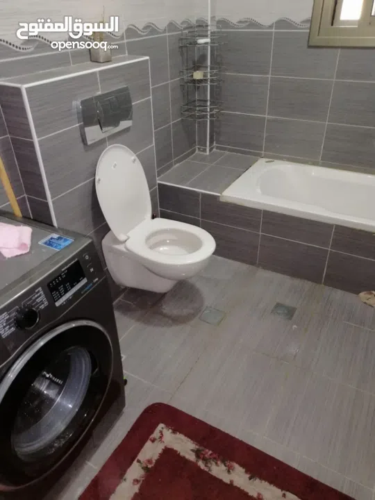 شقه للايجار مفروشه في الارسال خلف مفروشات الرونق الايجار دون وسيط مباشرة 2000ش