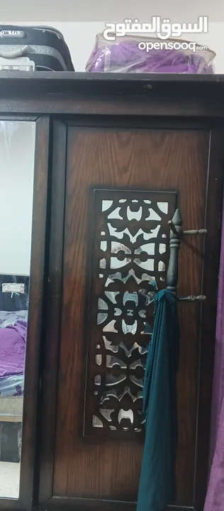 غرفة نوم مستعمل بجاحة الدهان