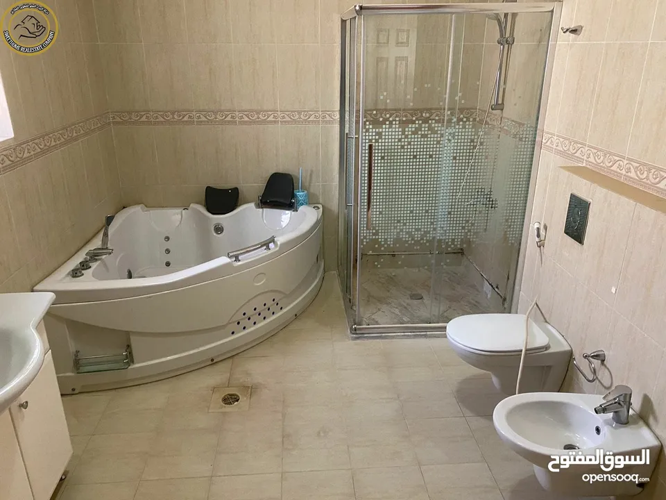 شقة طابقية مميزة للبيع في دير غبار طابق اول 275م تشطيب سوبر ديلوكس بسعر مغري