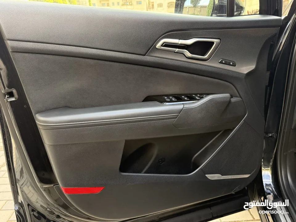 كيا سبورتاج GT Line ترخيص 2022 محرك 1600 هايبرد جير أوتوماتيك 240 حصان