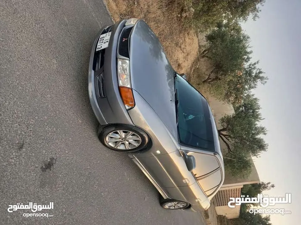 لانسر للبيع