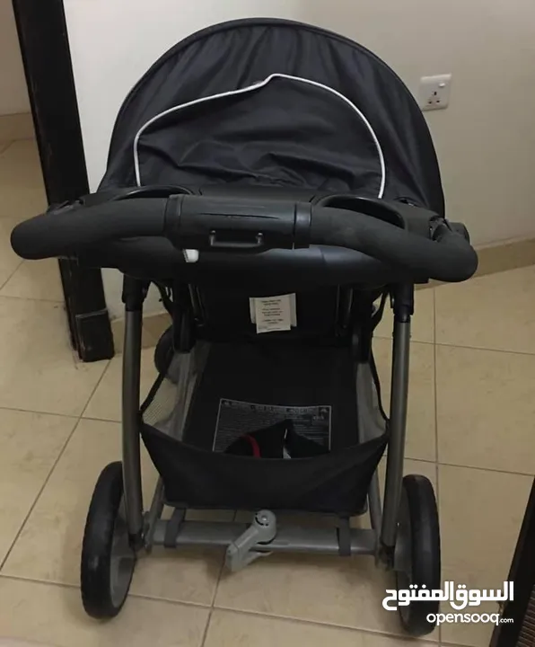 Graco baby stroller with car seat عربة اطفال مع كرسي سيارة من ماركة Graco