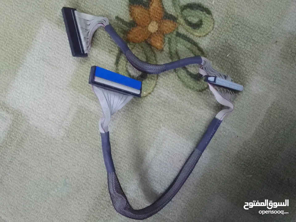 قطع واسلاك كمبوتر