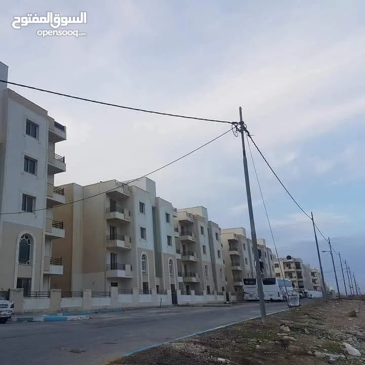 شقه 96 متر طابق 3 في مدينة المجد خلف جبل طارق