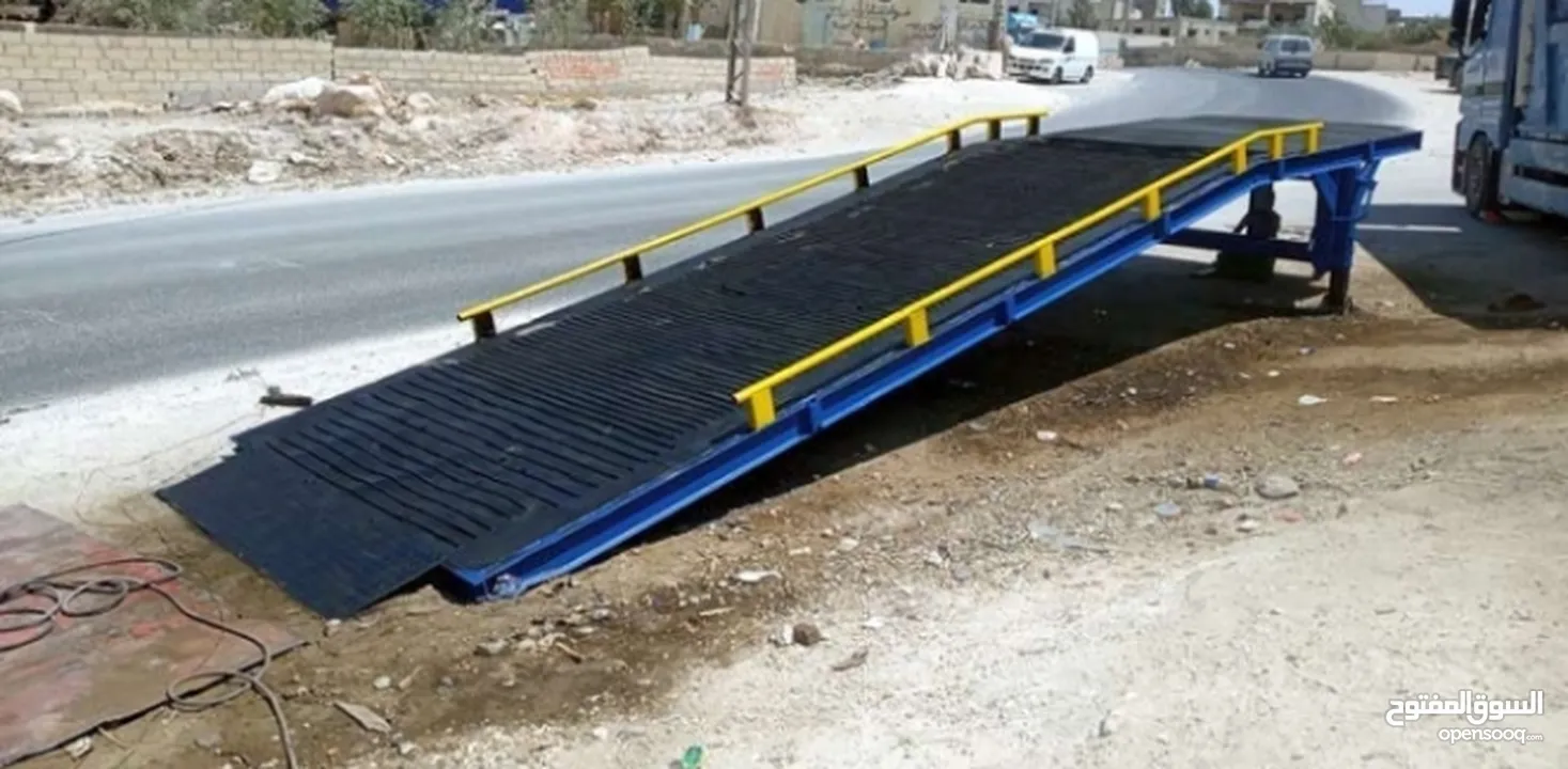 الرواد لتصنيع المعدات الثقيله والهناجر والرمبات