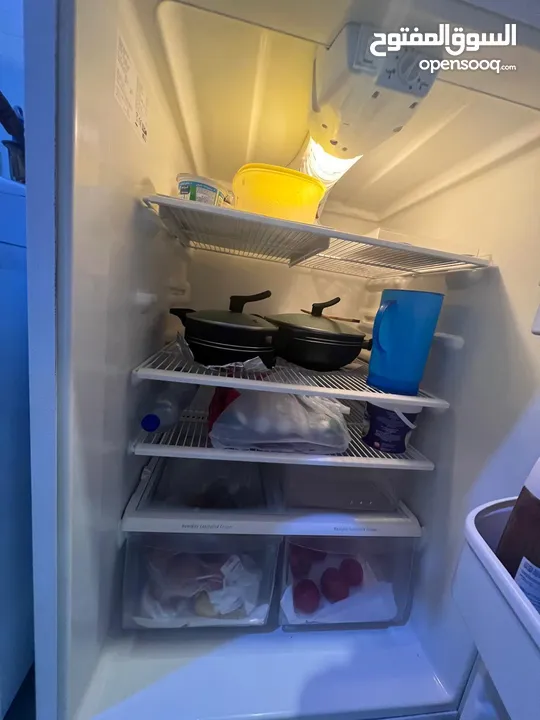 Full size frigidair refrigerator