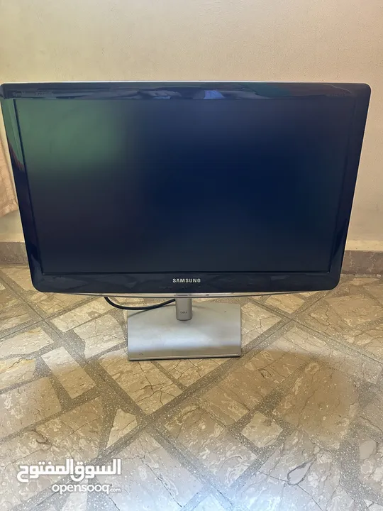 شاشة samsung /18.5 inch  تحكم بالبصمة / استعمال خفيف / مع ستاند ومدخل باور للشاشة