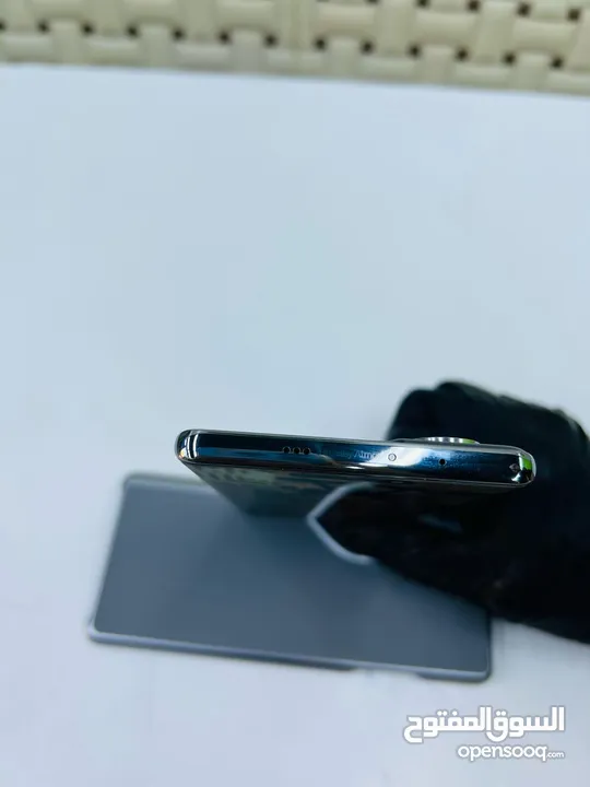 كامون 40 برو استعمال يومين فقط 256 جيجا ارام 12+12بصلاة عنبي ماشاءالله 5G
