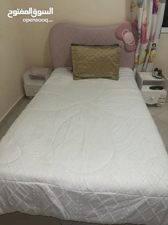 On good condition includes all the items on pic Girl room