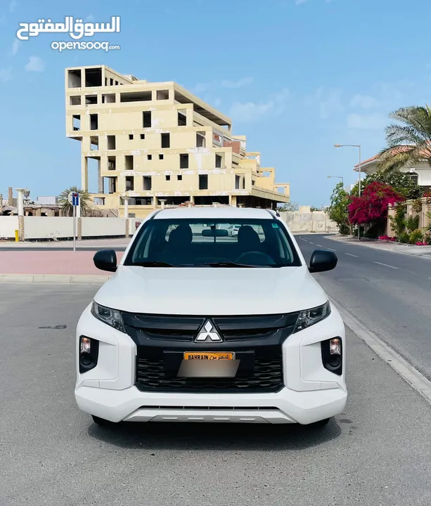 *MITSUBISHI L200*  *Model -  2020* *Km - 120k km* Engine -  Japan  Color – White  *Passing & Insuran