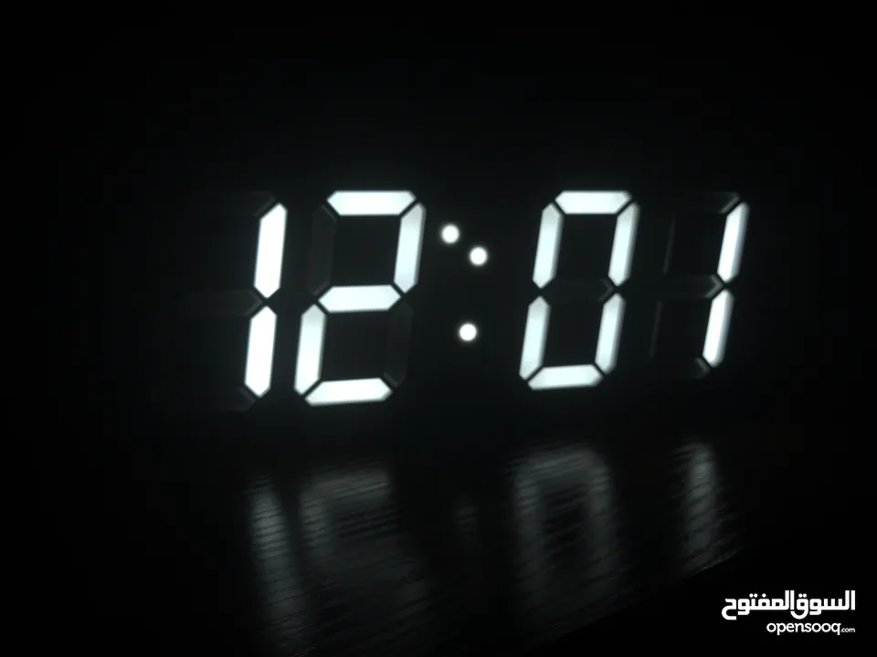 ساعة رقمية خرافية بمعنى الكلمة 3d clock