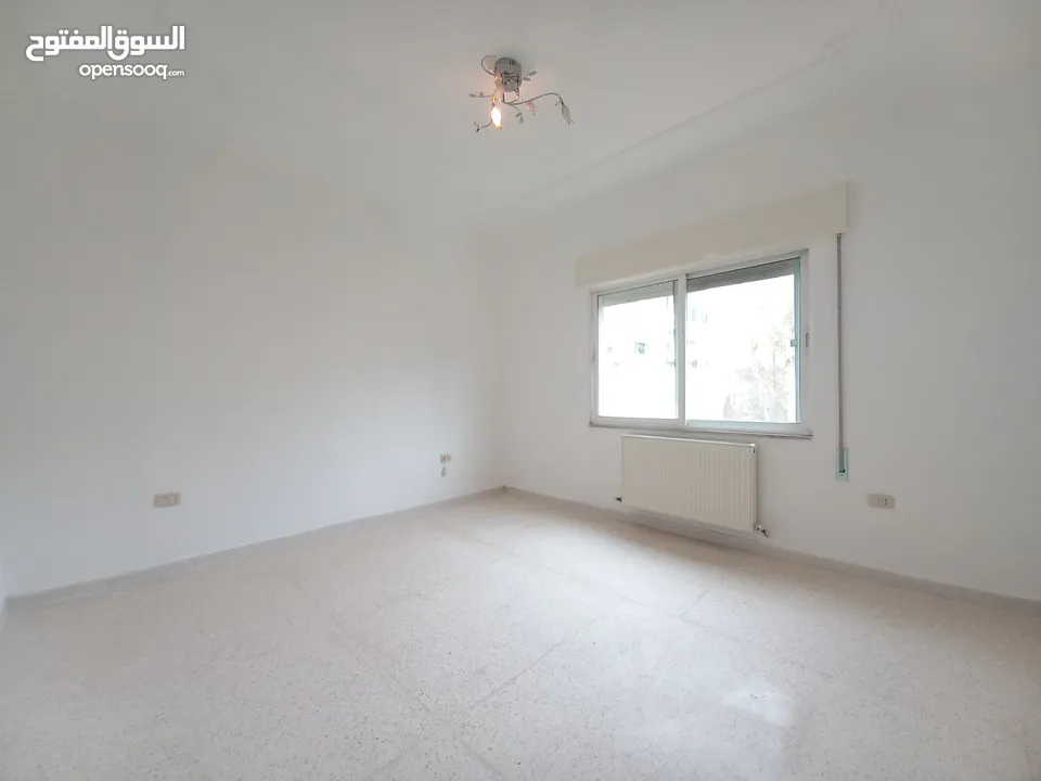 شقة غير مفروشة للبيع في السابع  ( Property 36446 )-174938190