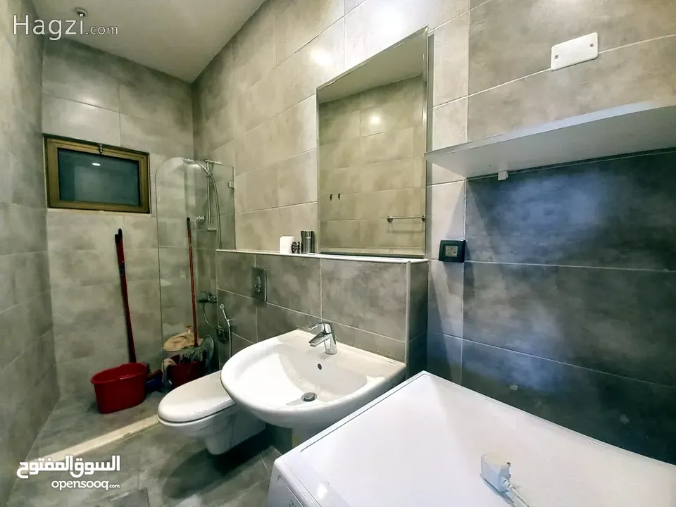 شقة مفروشة للإيجار في عبدون  ( Property 32682 ) سنوي فقط