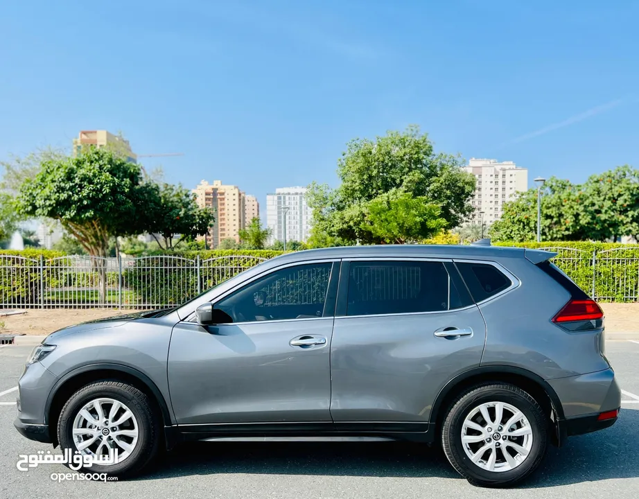 A Well Maintained NISSAN XTRAIL 2020 GREY 2.5L GCC