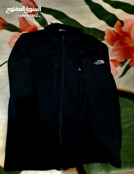 جاكيت The North Face