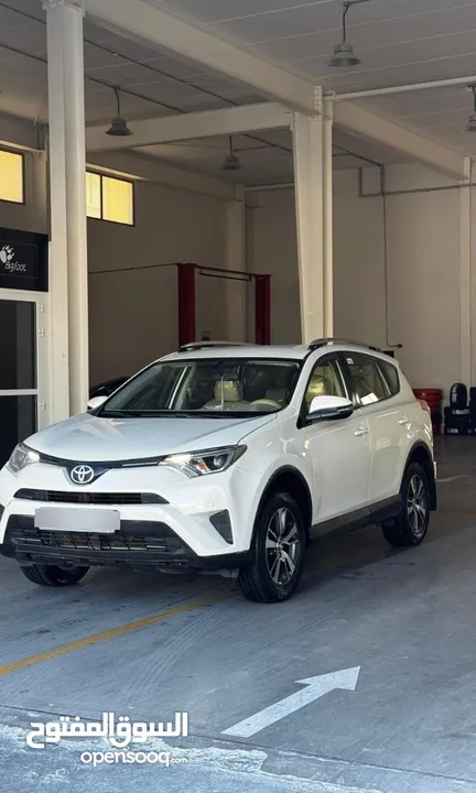 راف فور موديل 2016 نظيف جدا كل شي شغال لاتحتاج صيانه اللون ابيض من الداخل بيج المطلوب 5800 قابل