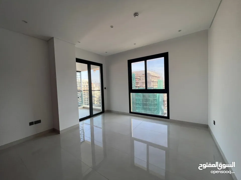2 BR Stunning Apartment for Rent in Al Mouj – Lagoon Building