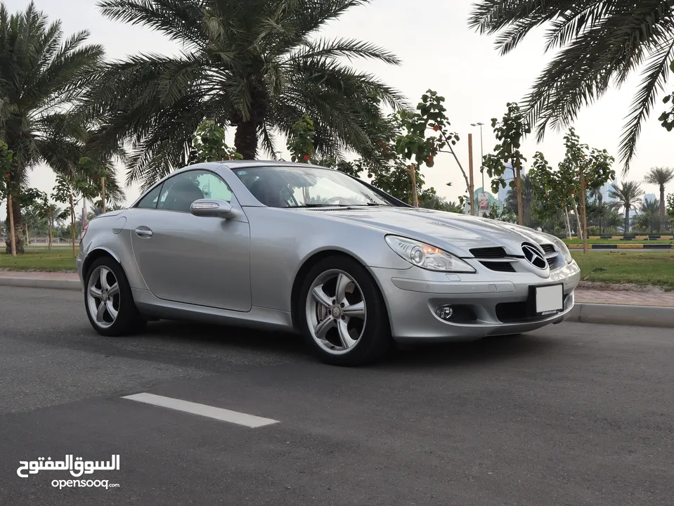 مرسيدس بنز SLK 350 مستعمل للبيع في البحرين.